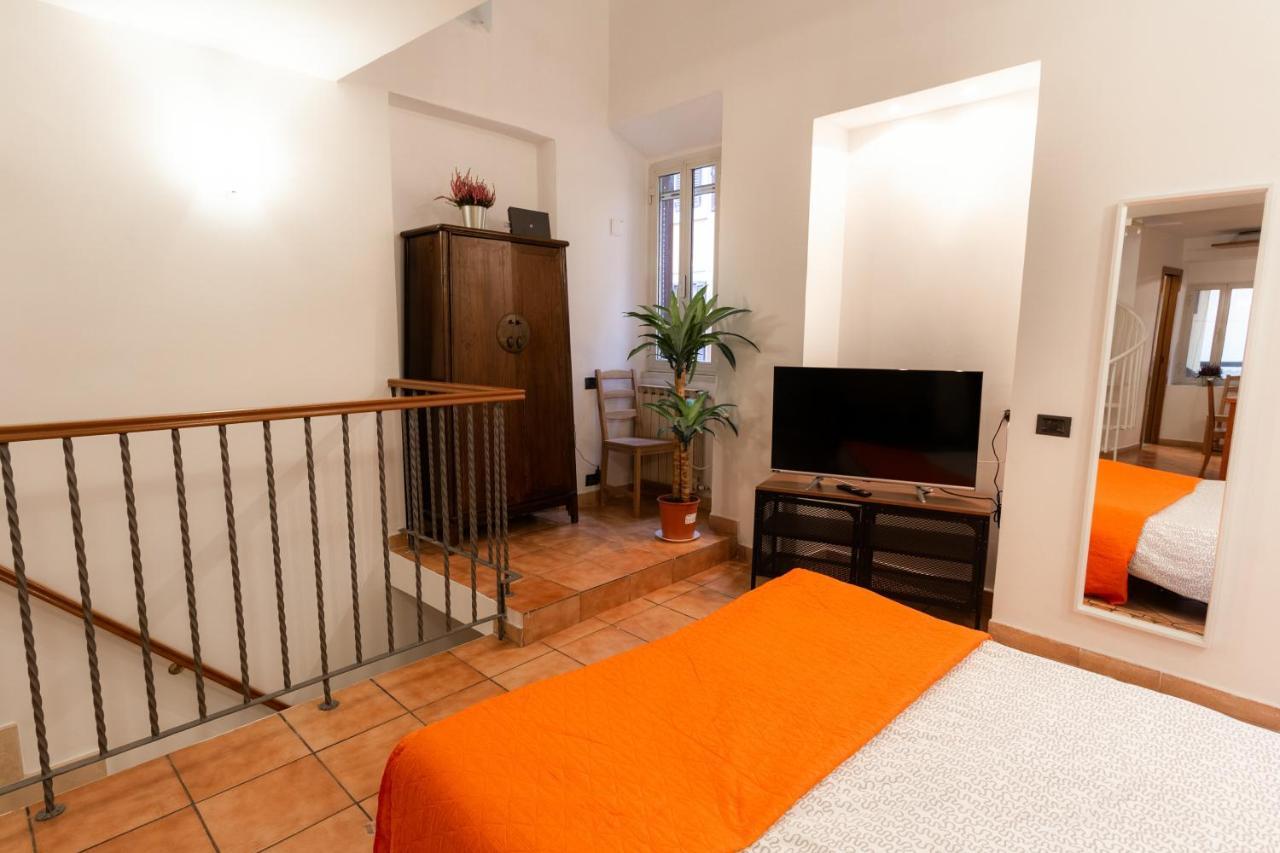 Trastevere Four Seasons Trilussa 1 Rome Buitenkant foto
